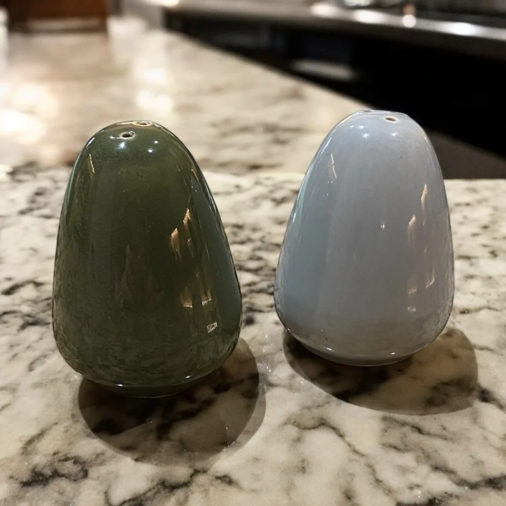 Vintage MCM Ceramic Teardrop Salt and Pepper Shakers Blue Green